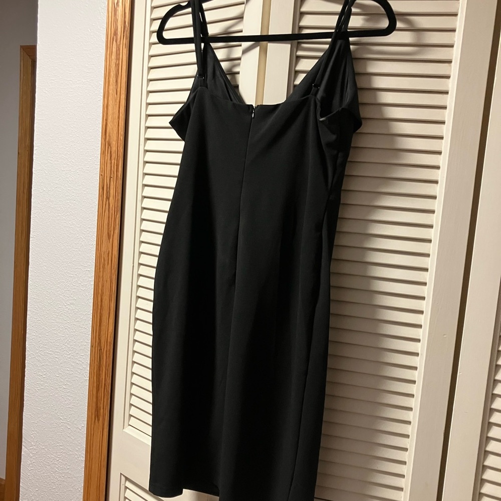 Black body con LuLu’s cocktail dress - Picture 3 of 3